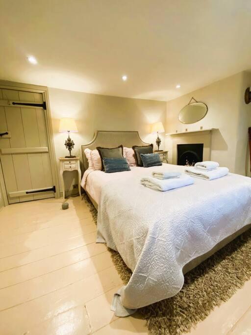 Beautiful Immaculate Aldeburgh Cottage, Sunny Outdoor Space, Free Parking - Easy Walk To Beach & Town Dış mekan fotoğraf