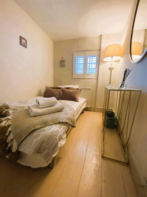 Beautiful Immaculate Aldeburgh Cottage, Sunny Outdoor Space, Free Parking - Easy Walk To Beach & Town Dış mekan fotoğraf