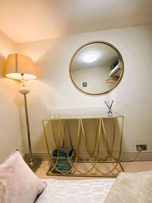 Beautiful Immaculate Aldeburgh Cottage, Sunny Outdoor Space, Free Parking - Easy Walk To Beach & Town Dış mekan fotoğraf